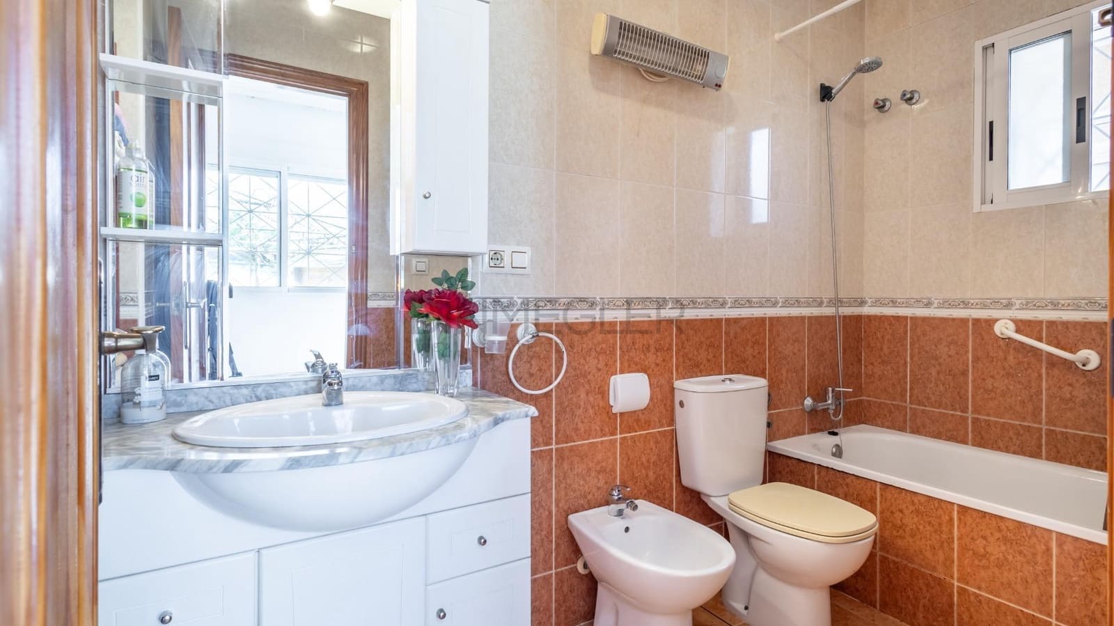 2 chambre Villa/Maison à vendre à Torrevieja avec piscine - 235 000 € (Ref: 9347313)