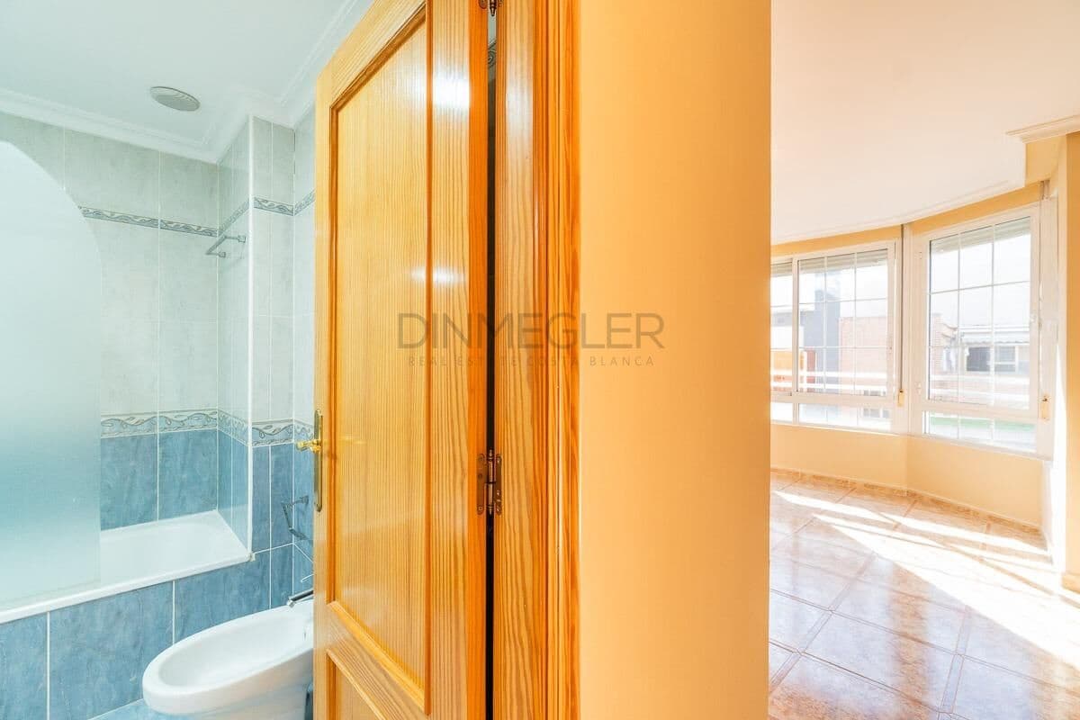 3 slaapkamer Appartement te koop in Torrevieja - € 209.000 (Ref: 9437701)