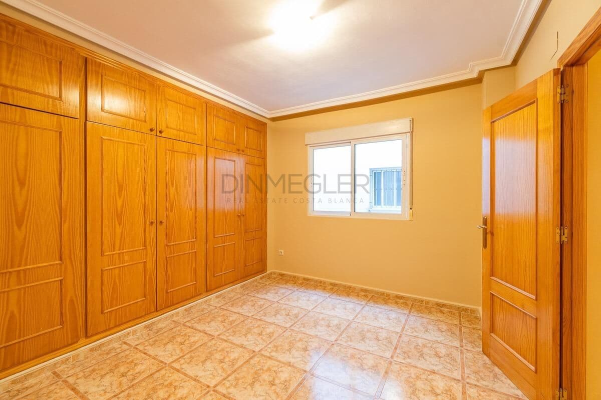 3 slaapkamer Appartement te koop in Torrevieja - € 209.000 (Ref: 9437701)