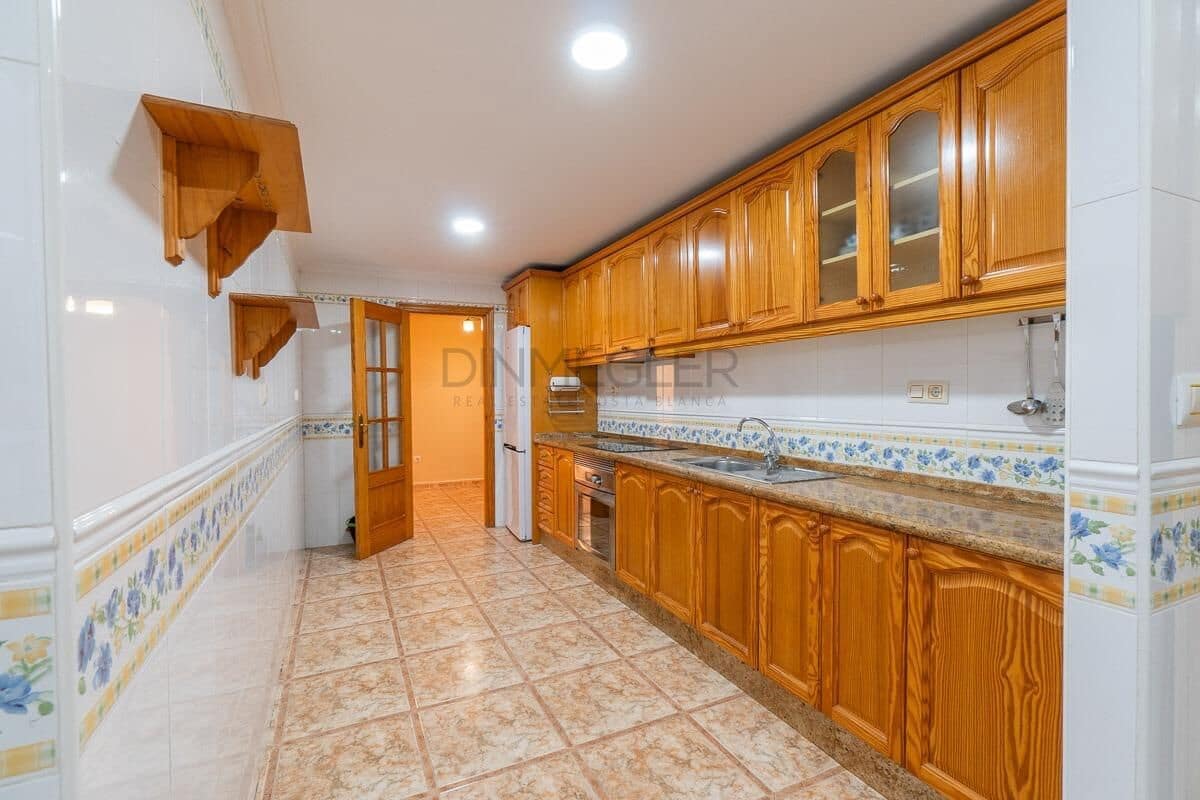 3 slaapkamer Appartement te koop in Torrevieja - € 209.000 (Ref: 9437701)