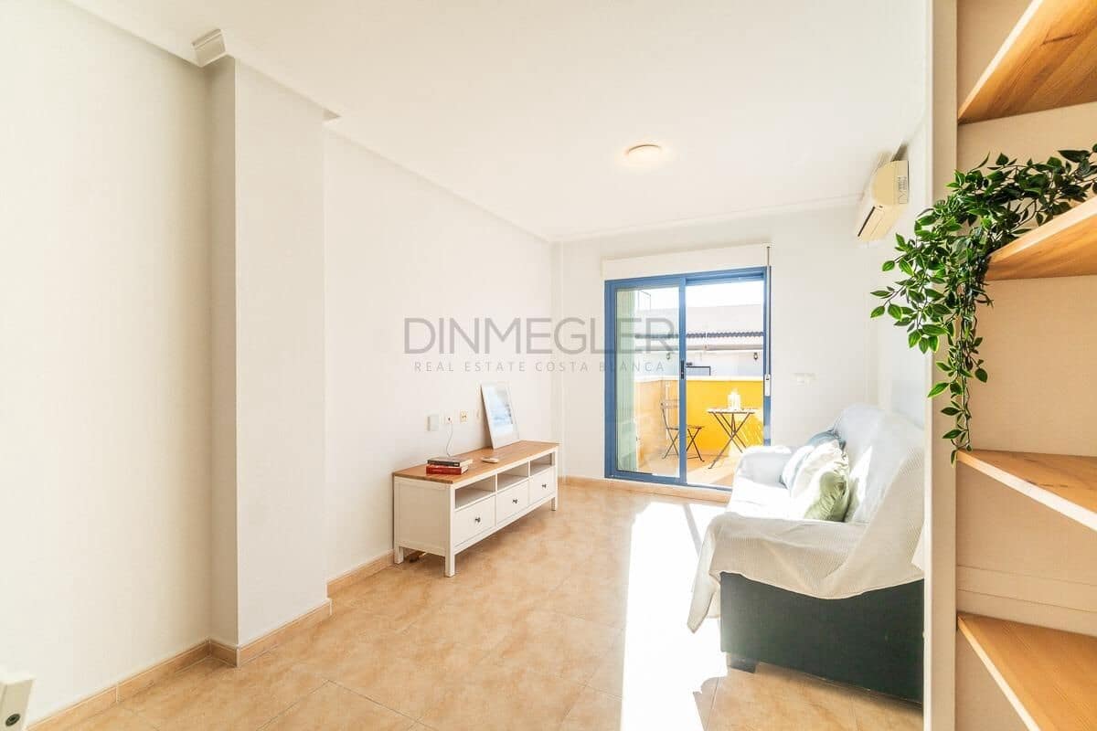 3 soveværelse Lejlighed til salg i Torrevieja - € 195.000 (Ref: 9437702)