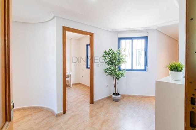 3 slaapkamer Appartement te koop in Centro - Muelle Pesquero, Torrevieja - € 195.000 (Ref: 9437702)