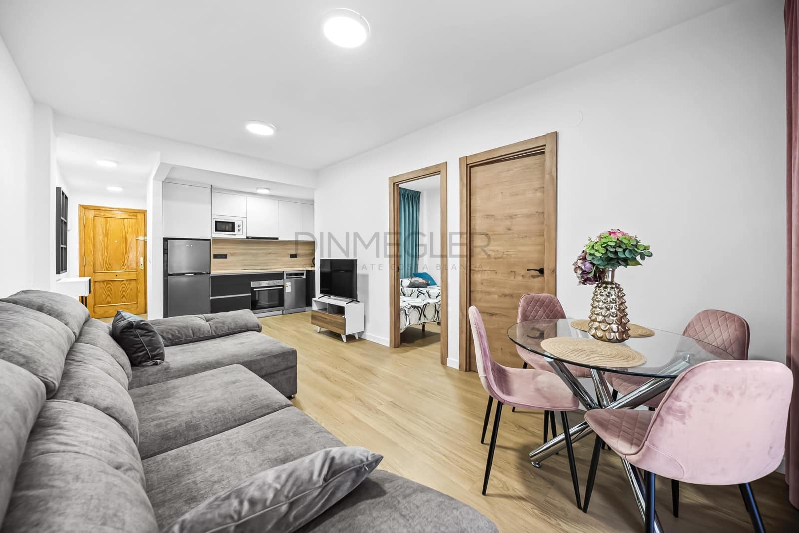 2 slaapkamer Appartement te koop in Torrevieja met zwembad - € 173.000 (Ref: 9450225)