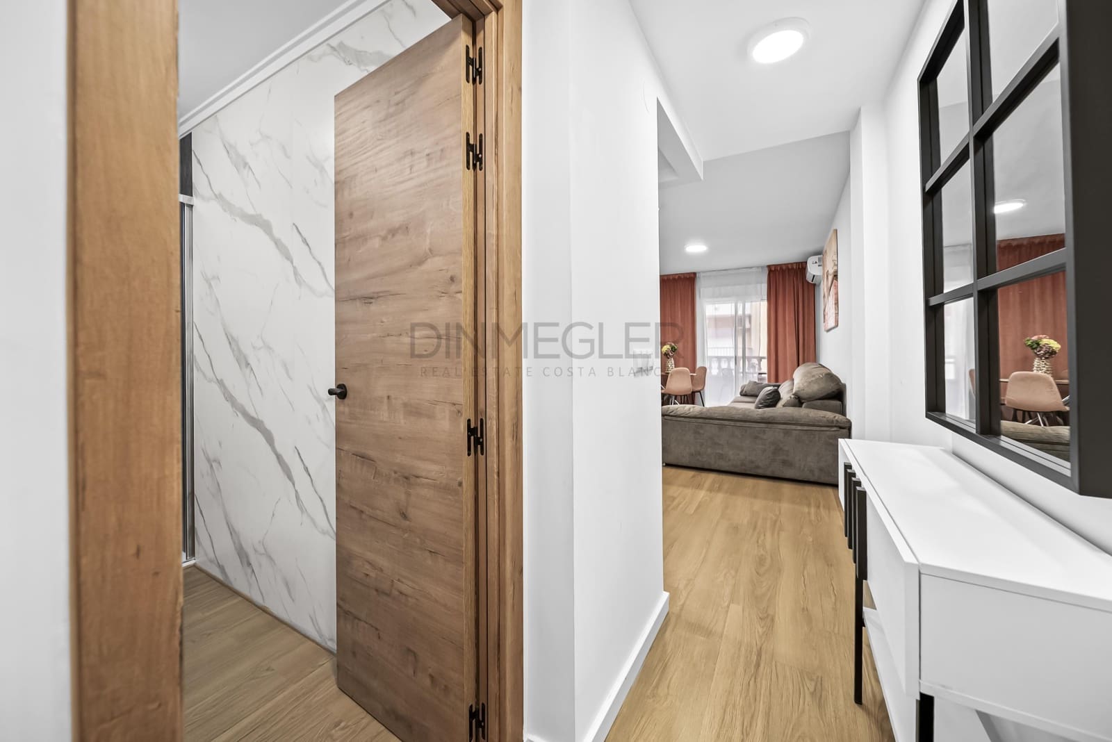 2 slaapkamer Appartement te koop in Torrevieja met zwembad - € 173.000 (Ref: 9450225)