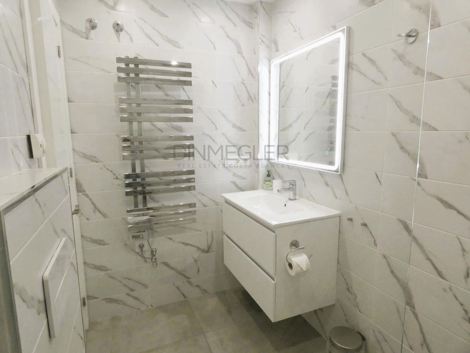 3 sovrum Lägenhet till salu i Torrevieja med pool - 339 000 € (Ref: 9450227)