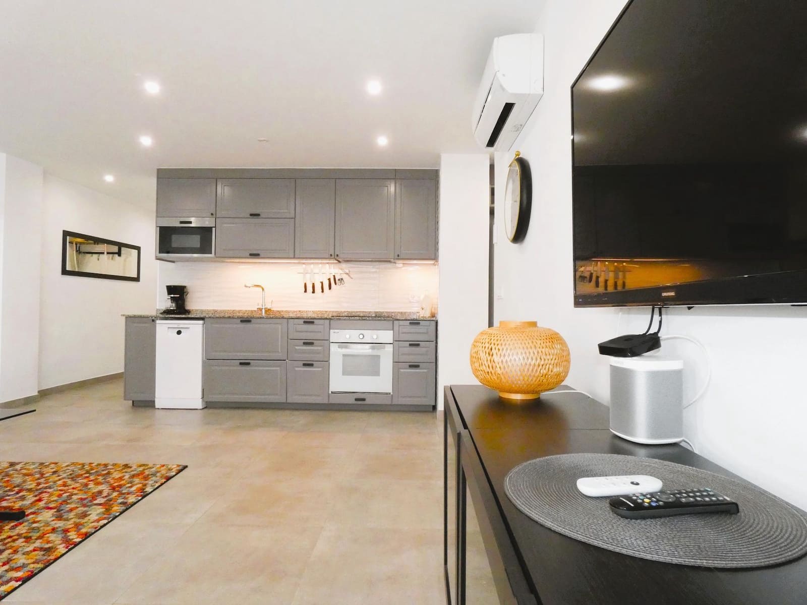 3 makuuhuone Huoneisto myytävänä paikassa Torrevieja mukana uima-altaan - 339 000 € (Ref: 9450227)