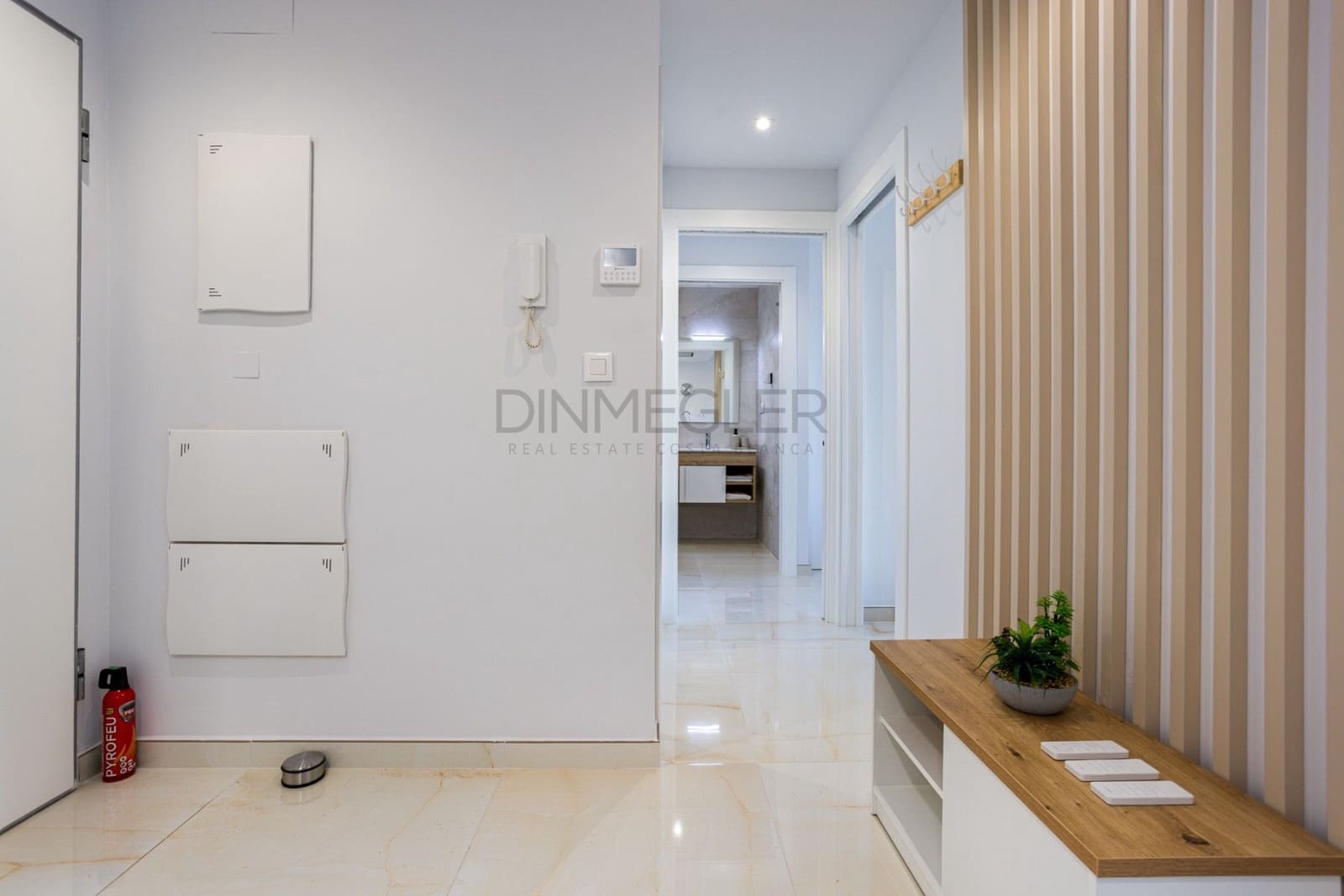 2 slaapkamer Flat te koop in La Florida met zwembad garage - € 295.000 (Ref: 9450228)