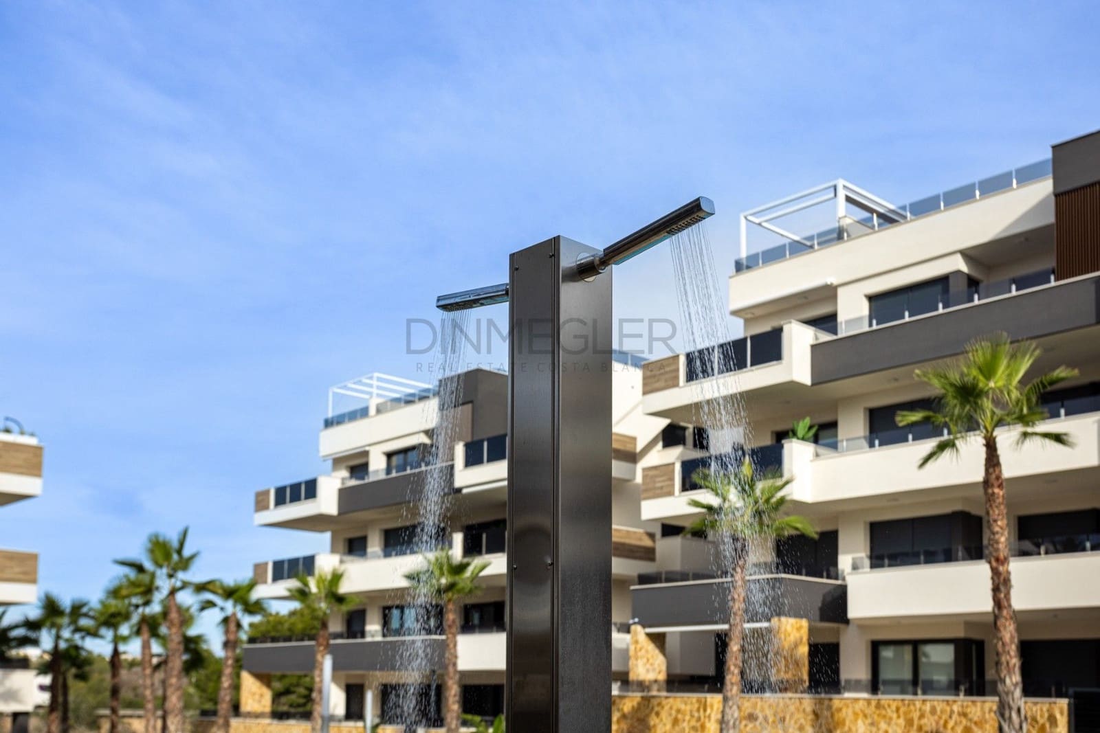 2 slaapkamer Flat te koop in La Florida met zwembad garage - € 295.000 (Ref: 9450228)