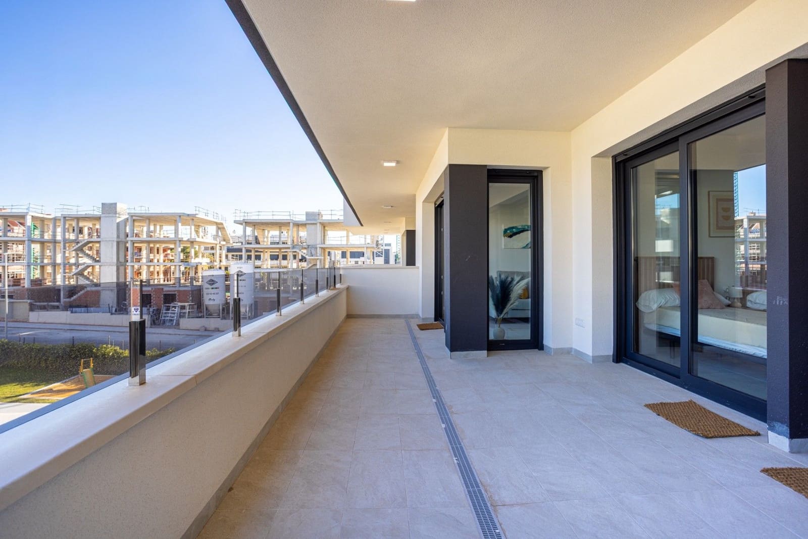 2 bedroom Flat for sale in La Florida with pool garage - € 285,000 (Ref: 9450228)