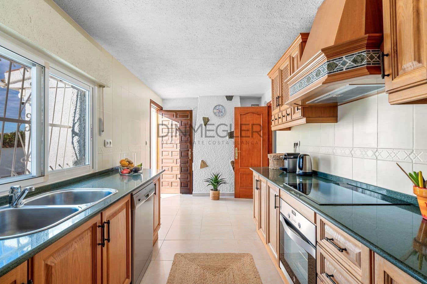 3 bedroom Villa for sale in Rojales with pool garage - € 445,000 (Ref: 9524256)