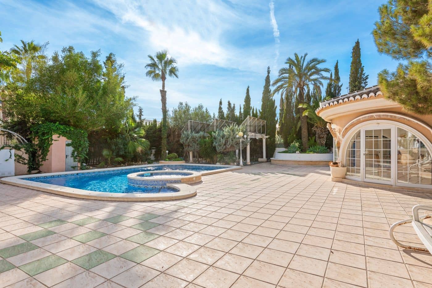 5 camera da letto Villa in vendita in Dona Pepa con piscina garage - 800.000 € (Rif: 9524258)