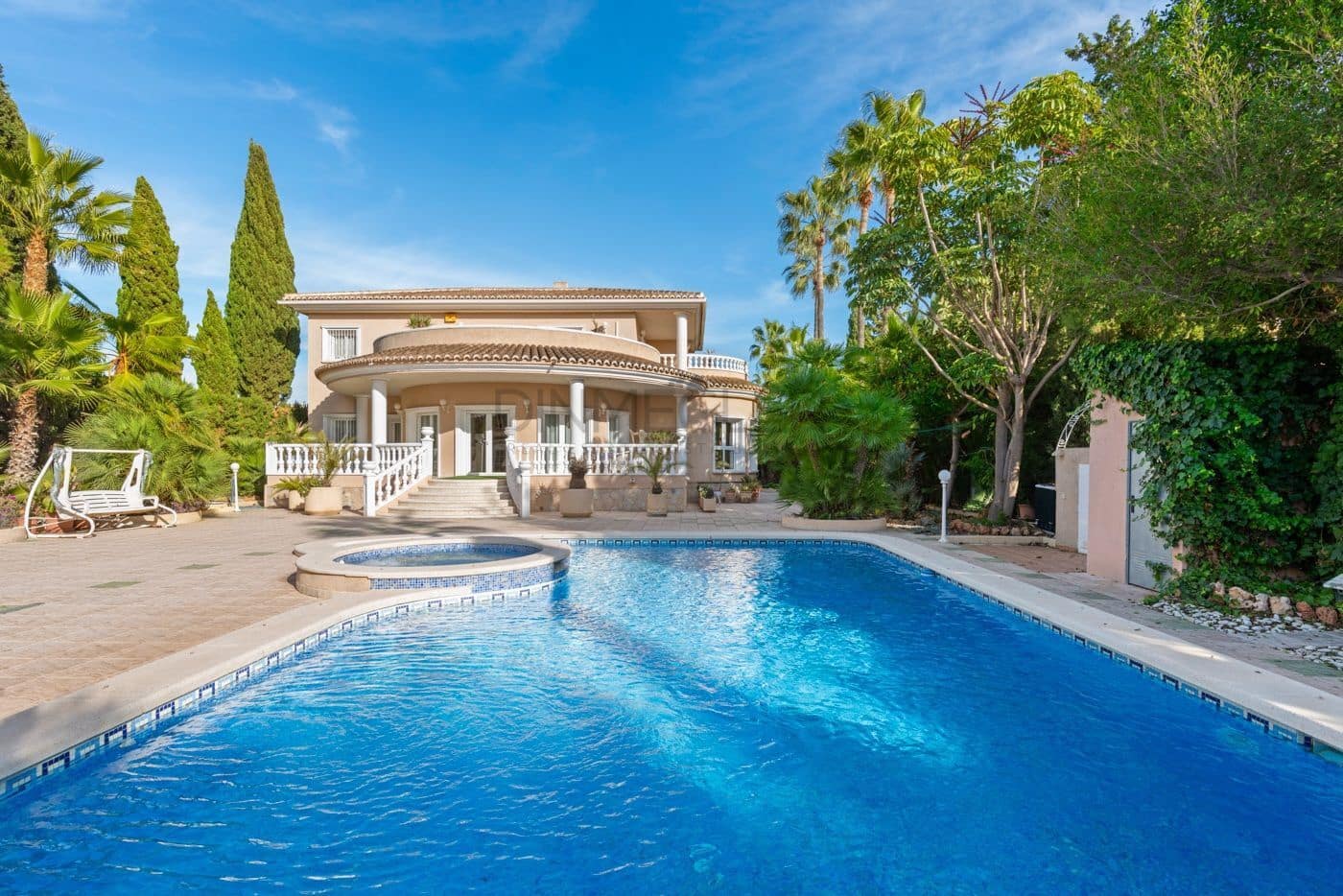 5 camera da letto Villa in vendita in Dona Pepa con piscina garage - 800.000 € (Rif: 9524258)