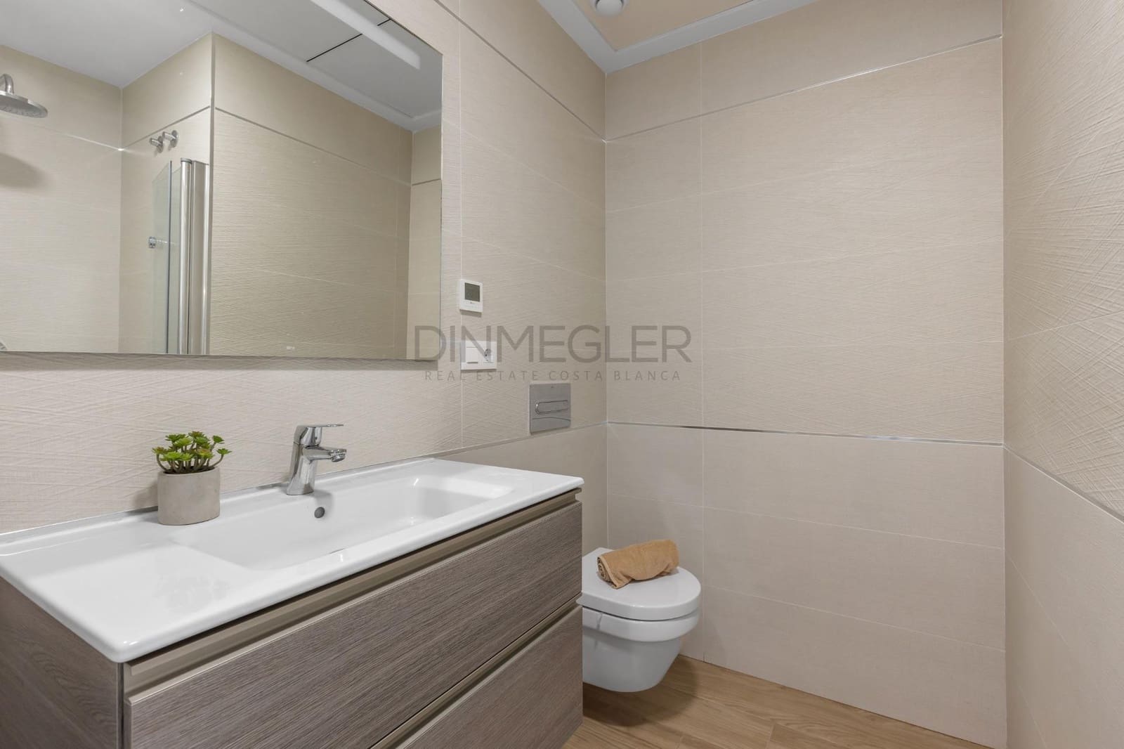 2 chambre Bungalow à vendre à Torrevieja avec piscine - 363 000 € (Ref: 9555699)
