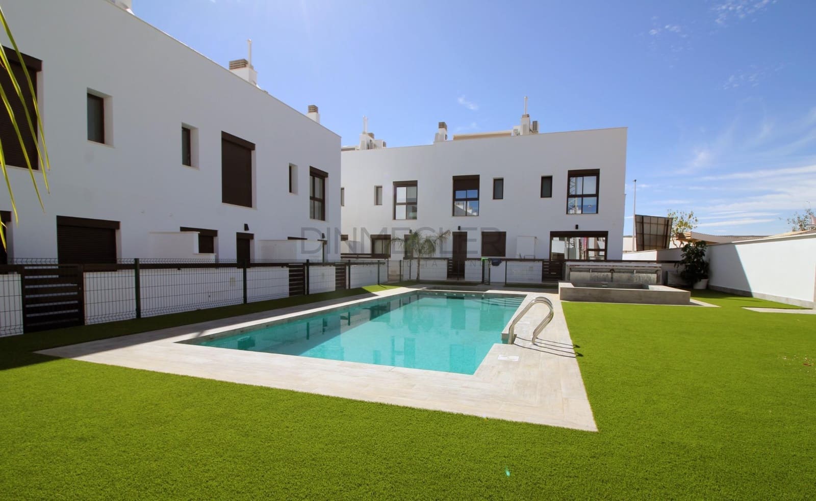 3 chambre Villa/Maison Mitoyenne à vendre à Pilar de la Horadada avec piscine - 354 900 € (Ref: 9586394)