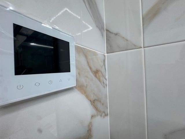 2 bedroom Apartment for sale in Torrevieja - € 200,000 (Ref: 9604929)