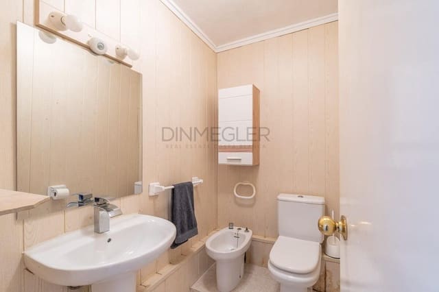 2 chambre Appartement à vendre à Rocio del Mar, Torrevieja avec piscine garage - 229 000 € (Ref: 9695283)