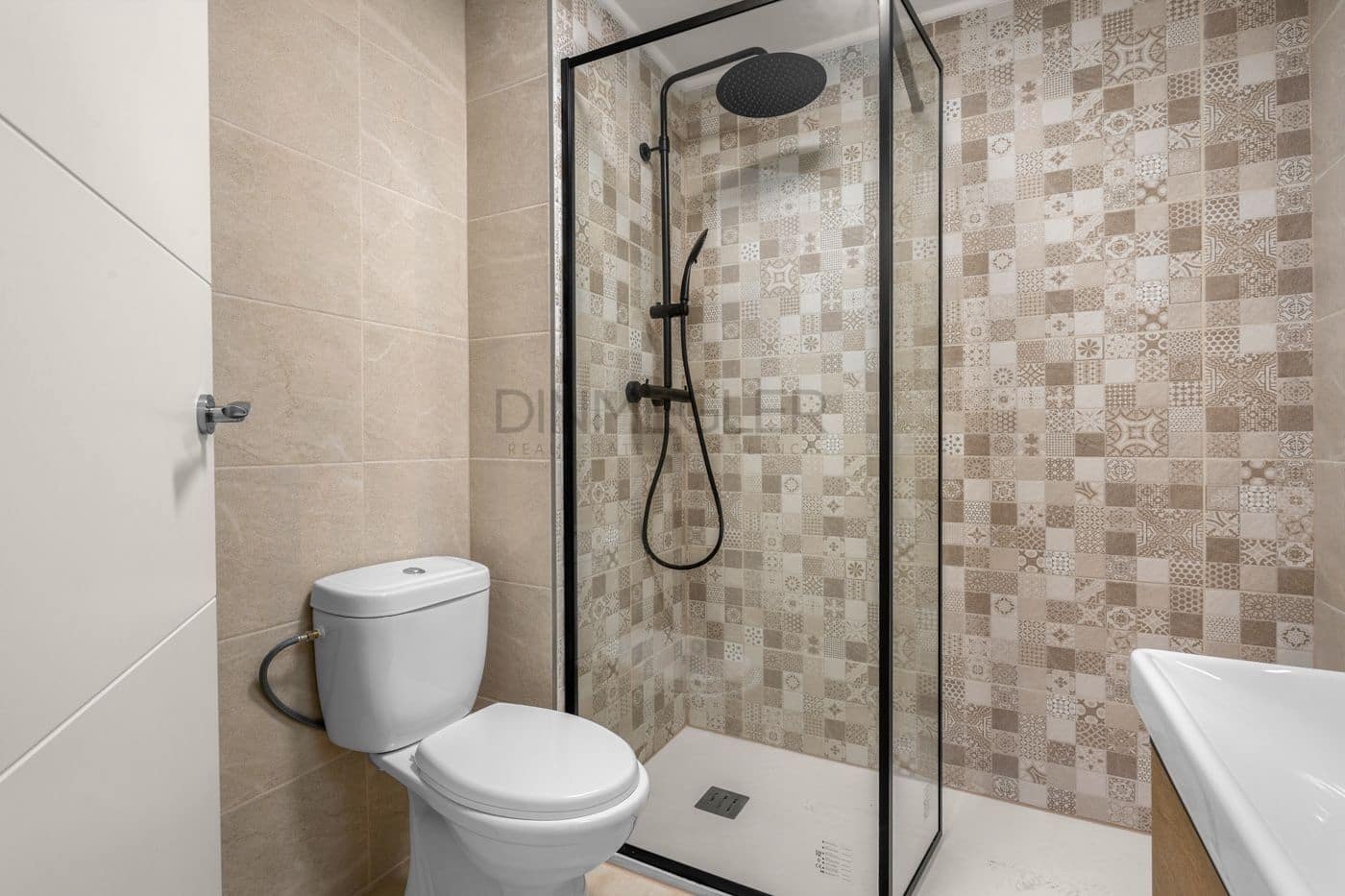 3 sovrum Lägenhet till salu i Torrevieja med garage - 289 000 € (Ref: 9755610)