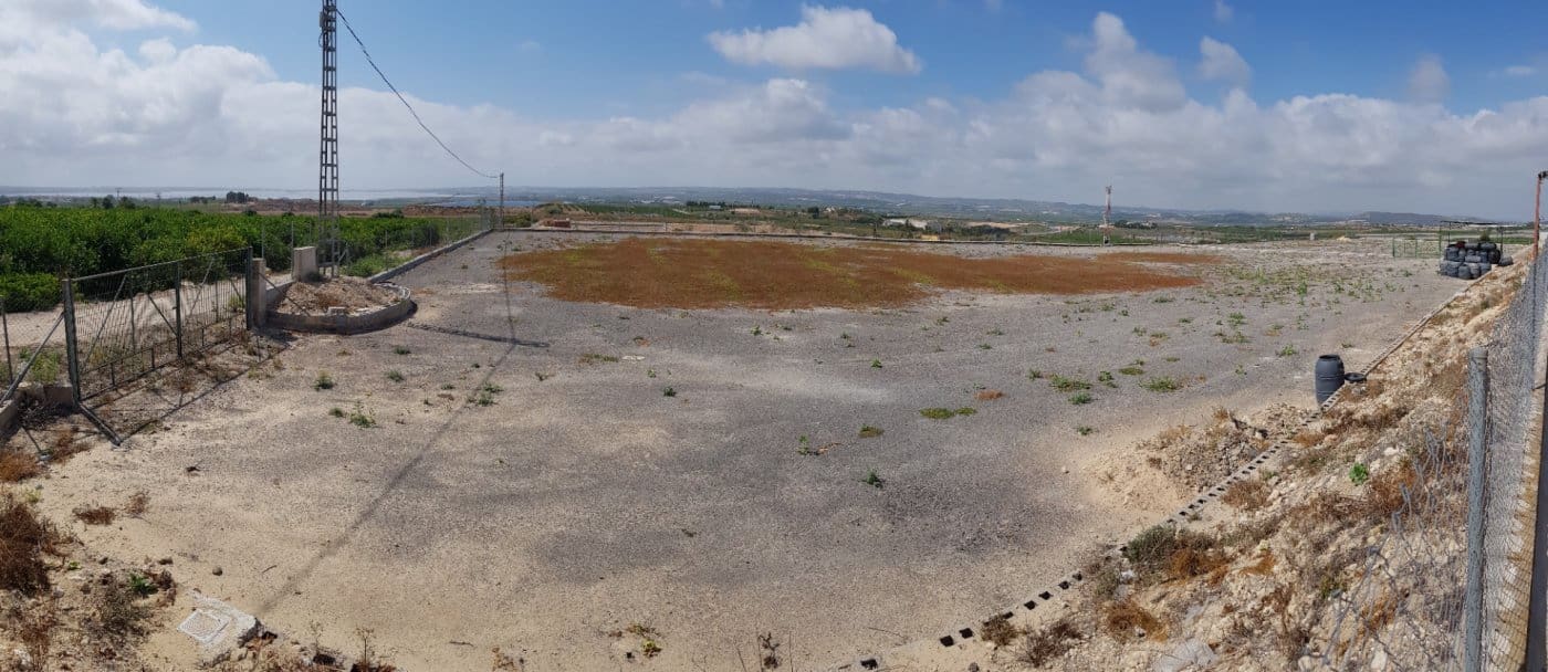 Finca/Casa Rural de 2 habitaciones en Los Montesinos en venta con garaje - 380.000 € (Ref: 9773007)