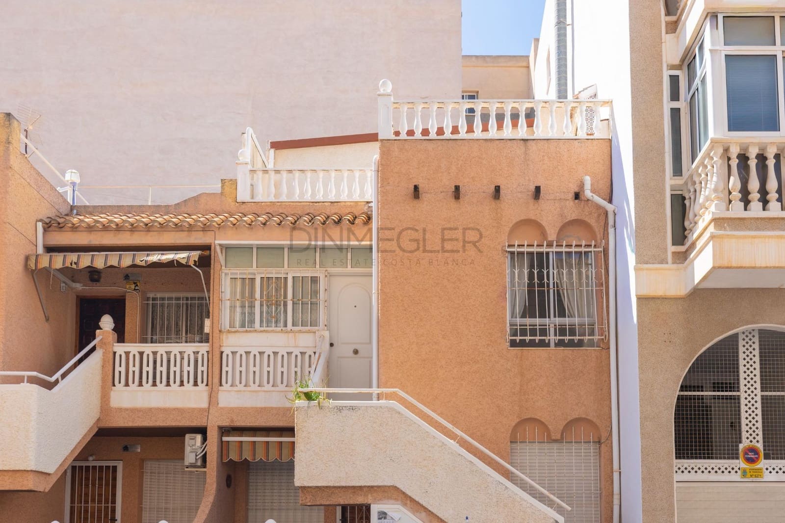 3 makuuhuone Bungalow myytävänä paikassa Torrevieja - 160 000 € (Ref: 9780502)