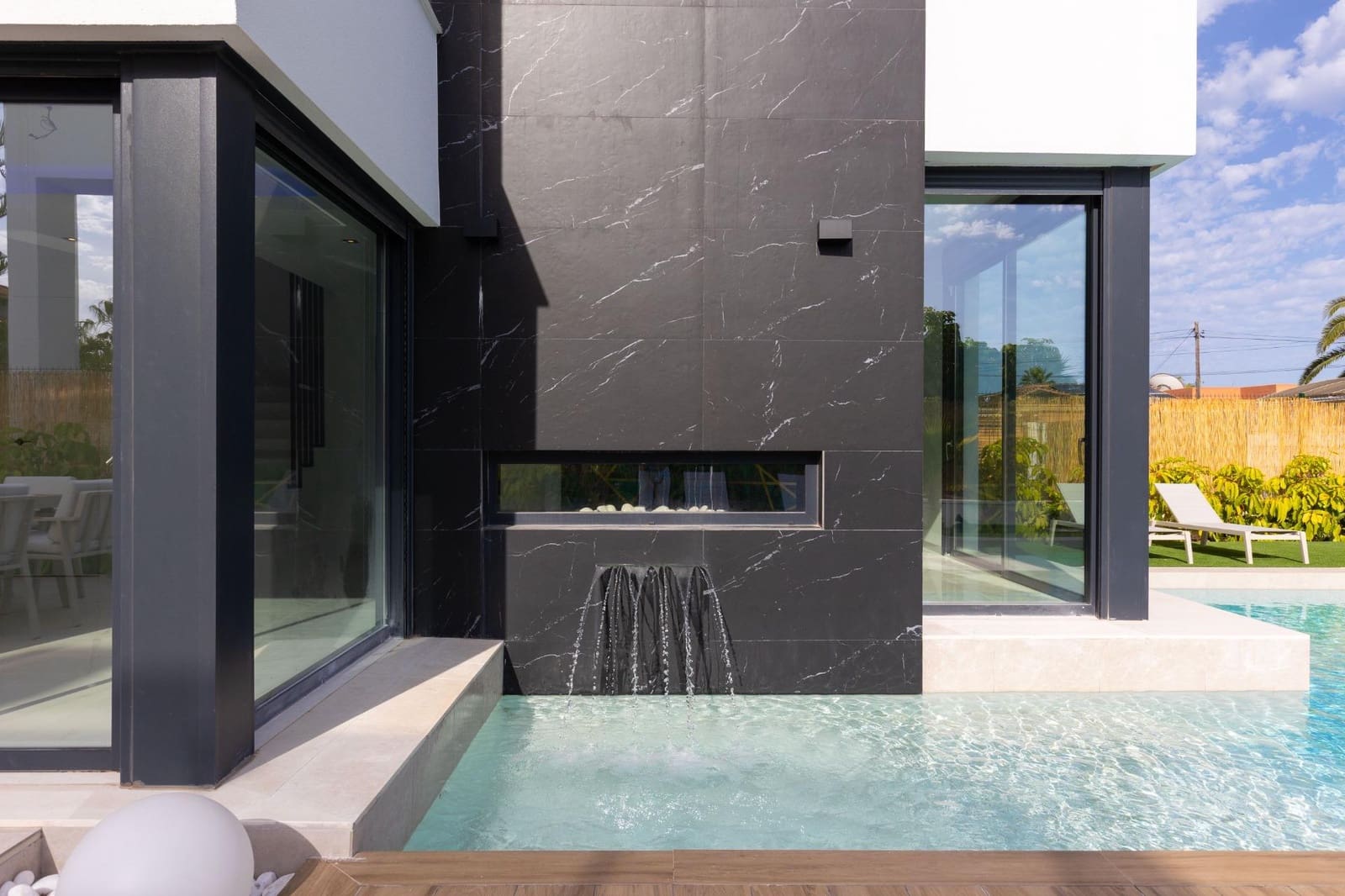 3 camera da letto Villa in vendita in Torrevieja con piscina - 639.000 € (Rif: 9788359)