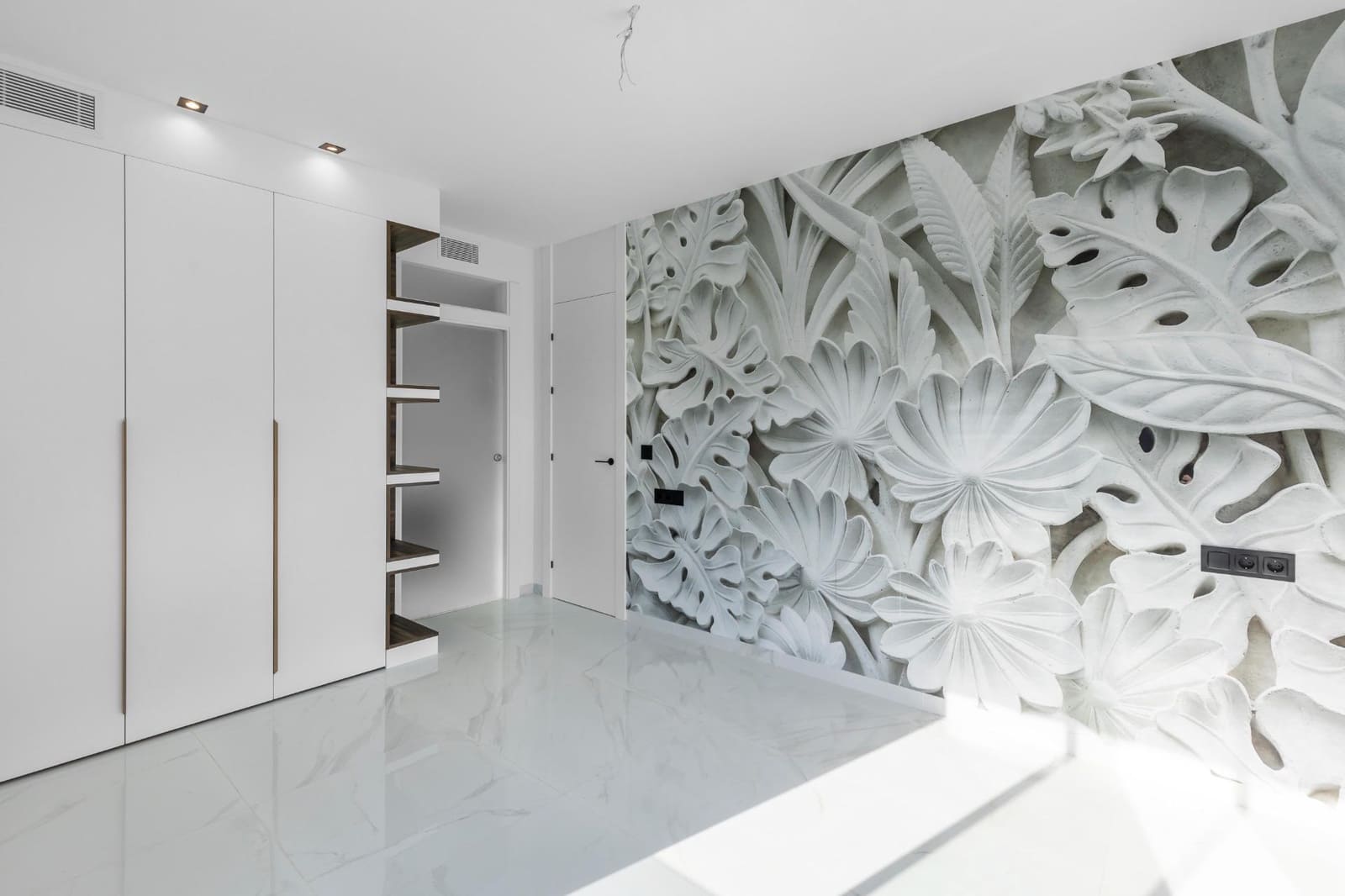 3 sypialnia Willa na sprzedaż w Torrevieja z basenem - 639 000 € (Ref: 9804257)