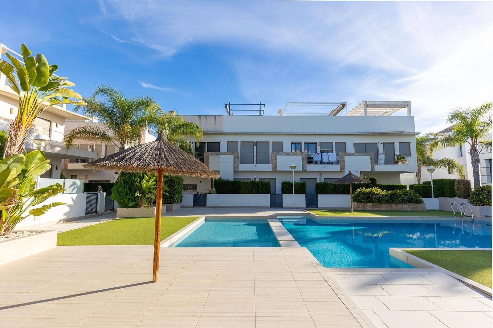 3 quarto Apartamento para venda em Ciudad Quesada com piscina - 420 000 € (Ref: 9804259)