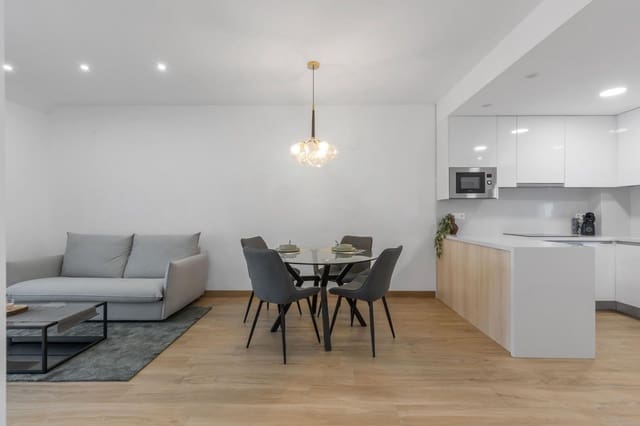 2 slaapkamer Penthouse te koop in Los Balcones - Los Altos, Torrevieja met zwembad - € 363.000 (Ref: 9804260)