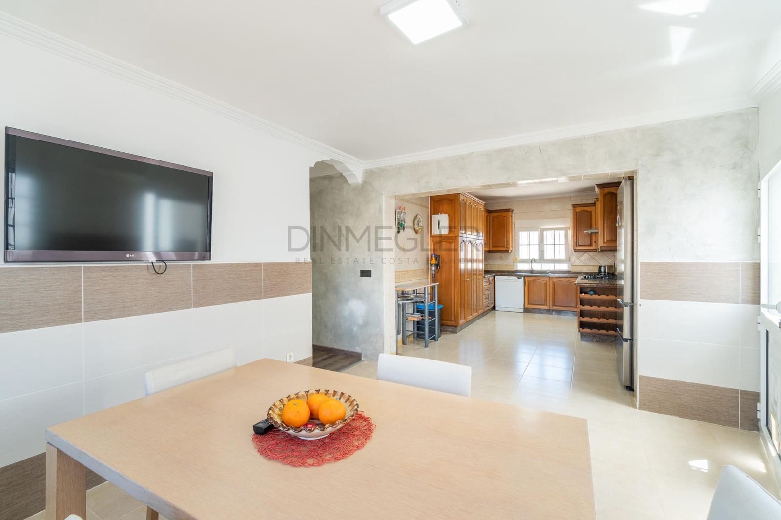 4 chambre Villa/Maison à vendre à Torrevieja avec piscine - 549 000 € (Ref: 9843353)