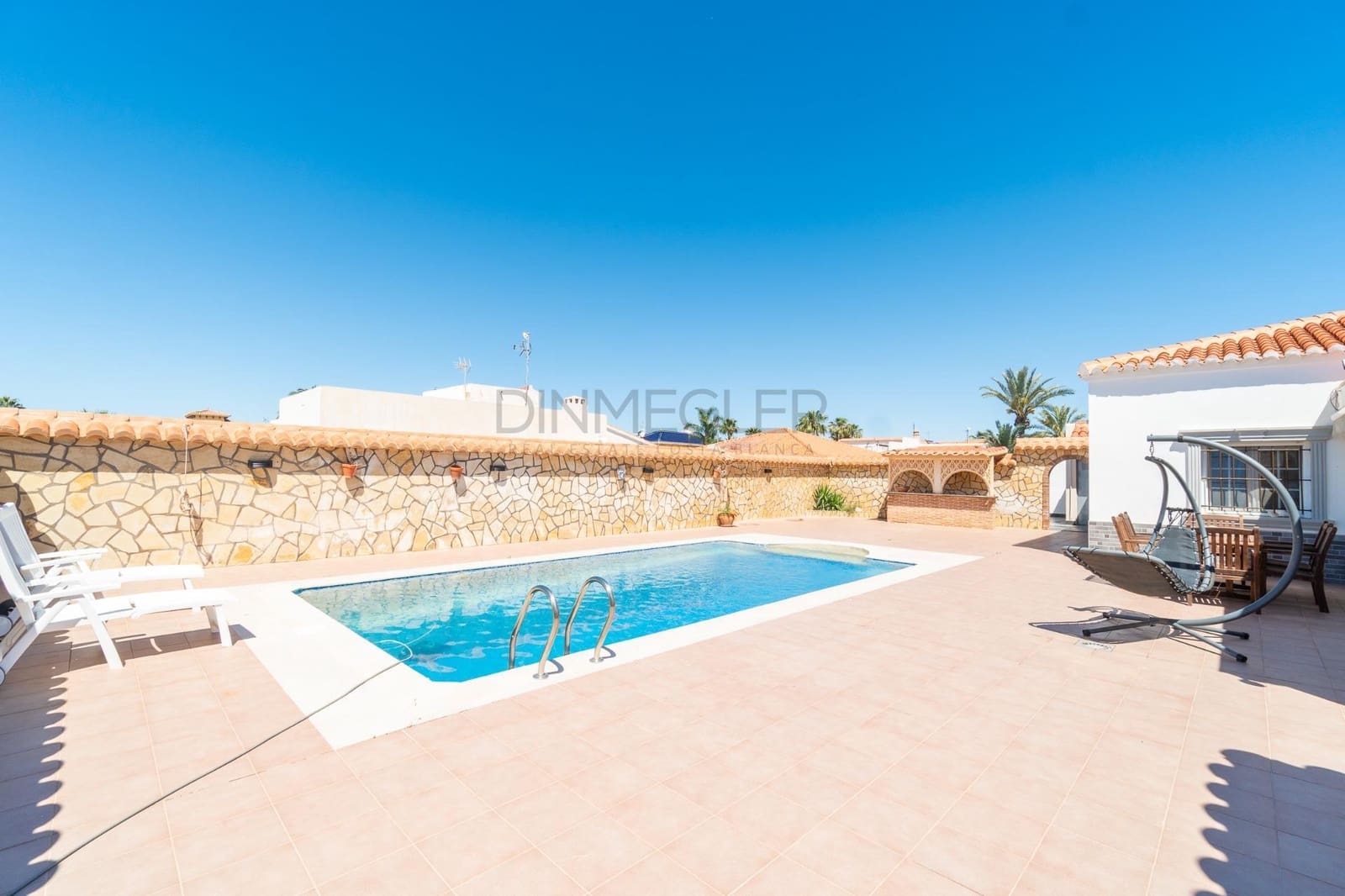 4 chambre Villa/Maison à vendre à Torrevieja avec piscine - 549 000 € (Ref: 9843353)