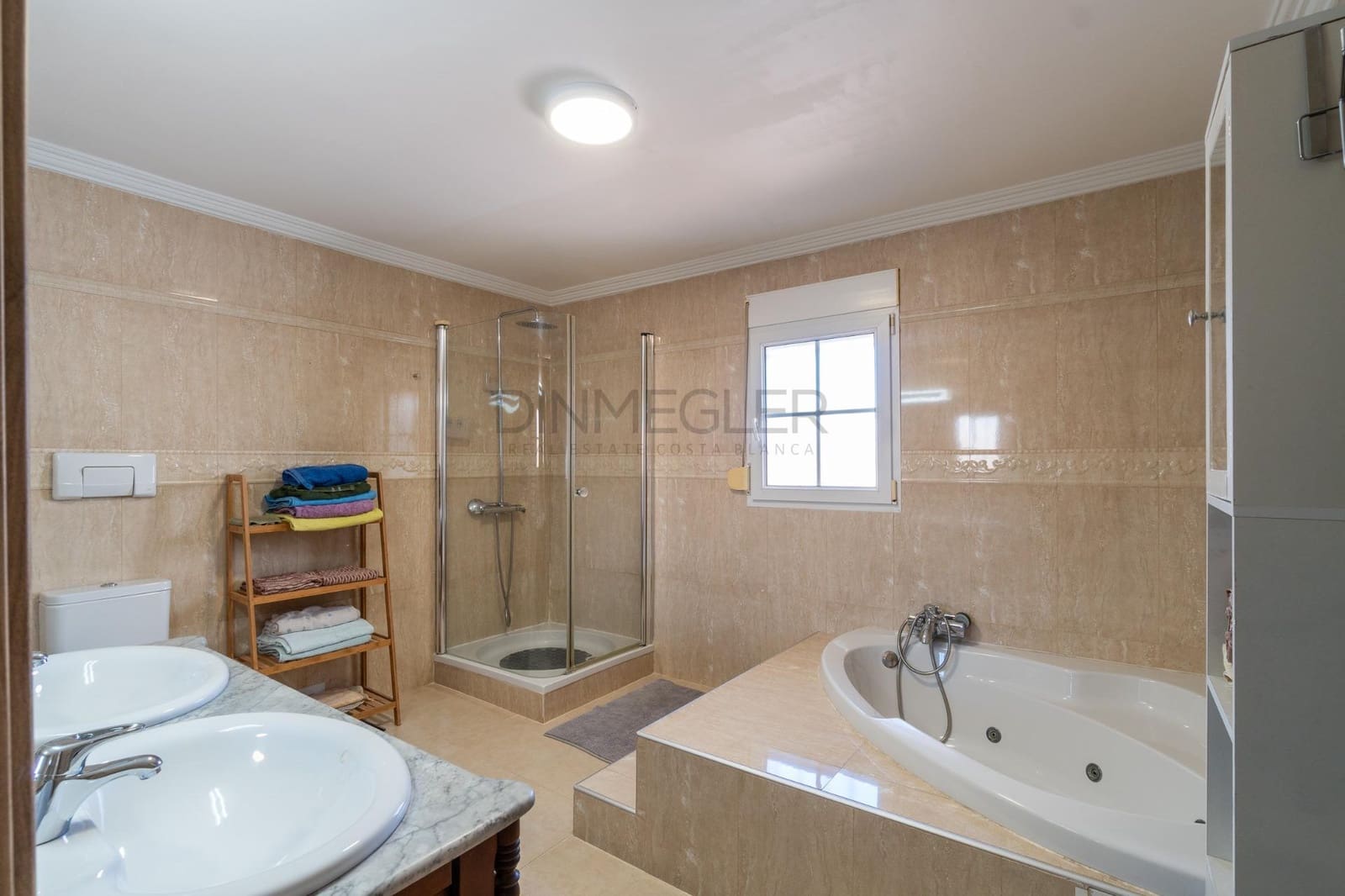 4 chambre Villa/Maison à vendre à Torrevieja avec piscine - 549 000 € (Ref: 9843353)