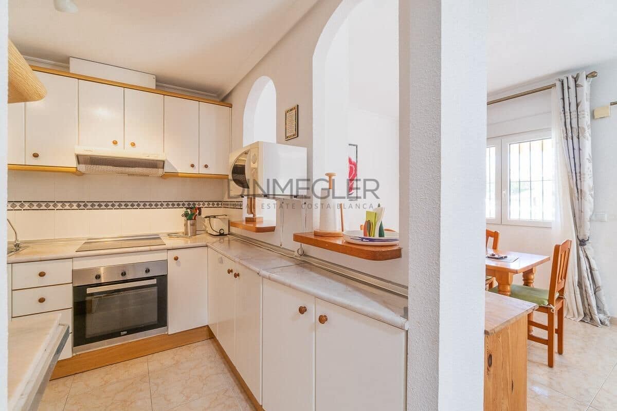 2 chambre Villa/Maison à vendre à Playa Flamenca avec piscine - 264 000 € (Ref: 9843354)
