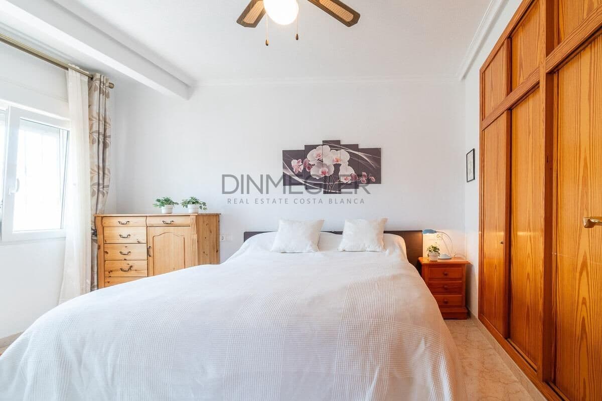 2 chambre Villa/Maison à vendre à Playa Flamenca avec piscine - 264 000 € (Ref: 9843354)