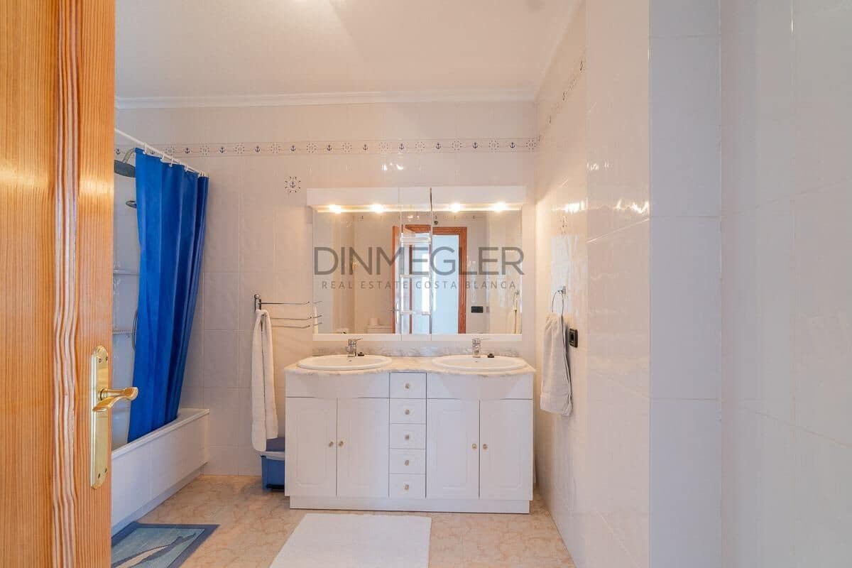 2 chambre Villa/Maison à vendre à Playa Flamenca avec piscine - 264 000 € (Ref: 9843354)