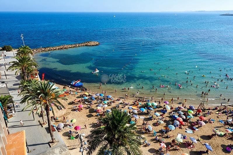 Apartamento de 3 habitaciones en Torrevieja en venta con piscina - 405.000 € (Ref: 9860058)