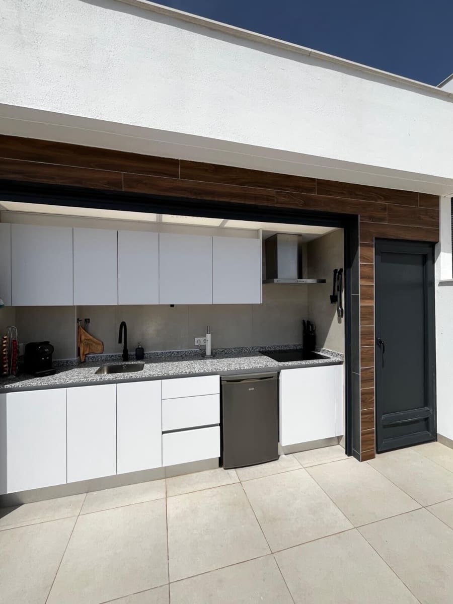 3 makuuhuone Rivitalo myytävänä paikassa Orihuela - 489 999 € (Ref: 9868551)