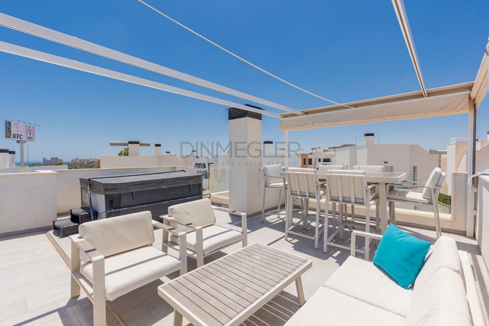 3 camera da letto Villa in vendita in Orihuela Costa con piscina - 590.000 € (Rif: 9910996)
