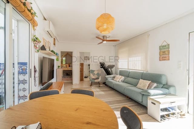 3 quarto Moradia Geminada para venda em Punta Prima, Orihuela com piscina - 209 000 € (Ref: 9915774)
