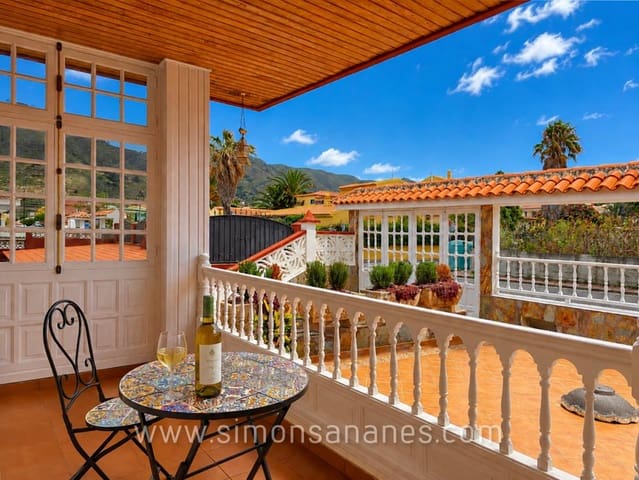4 bedroom Townhouse for sale in Tegueste with garage - € 520,000 (Ref: 10041588)