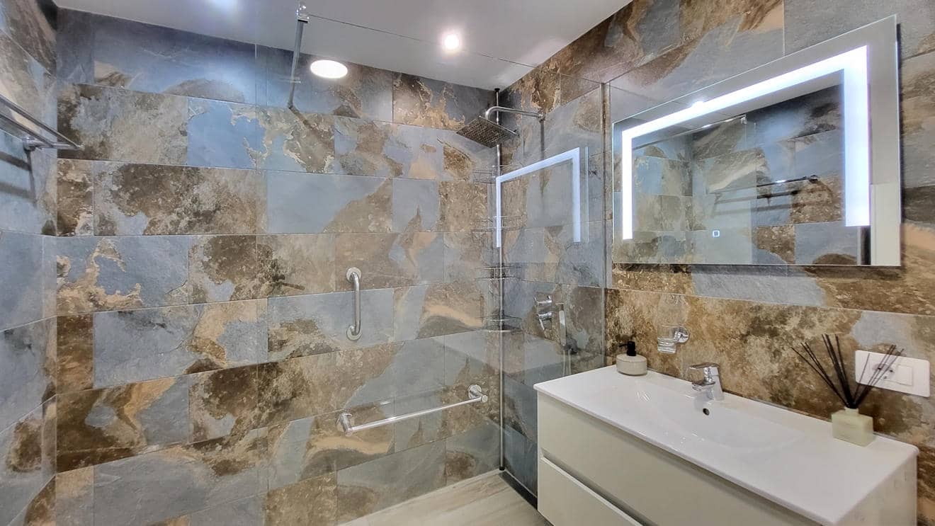2 soveværelse Lejlighed til salg i Puerto de la Cruz med swimmingpool garage - € 449.000 (Ref: 10182086)