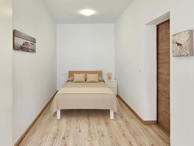 3 slaapkamer Bungalow te koop in Los Realejos met zwembad garage - € 544.000 (Ref: 9030534)