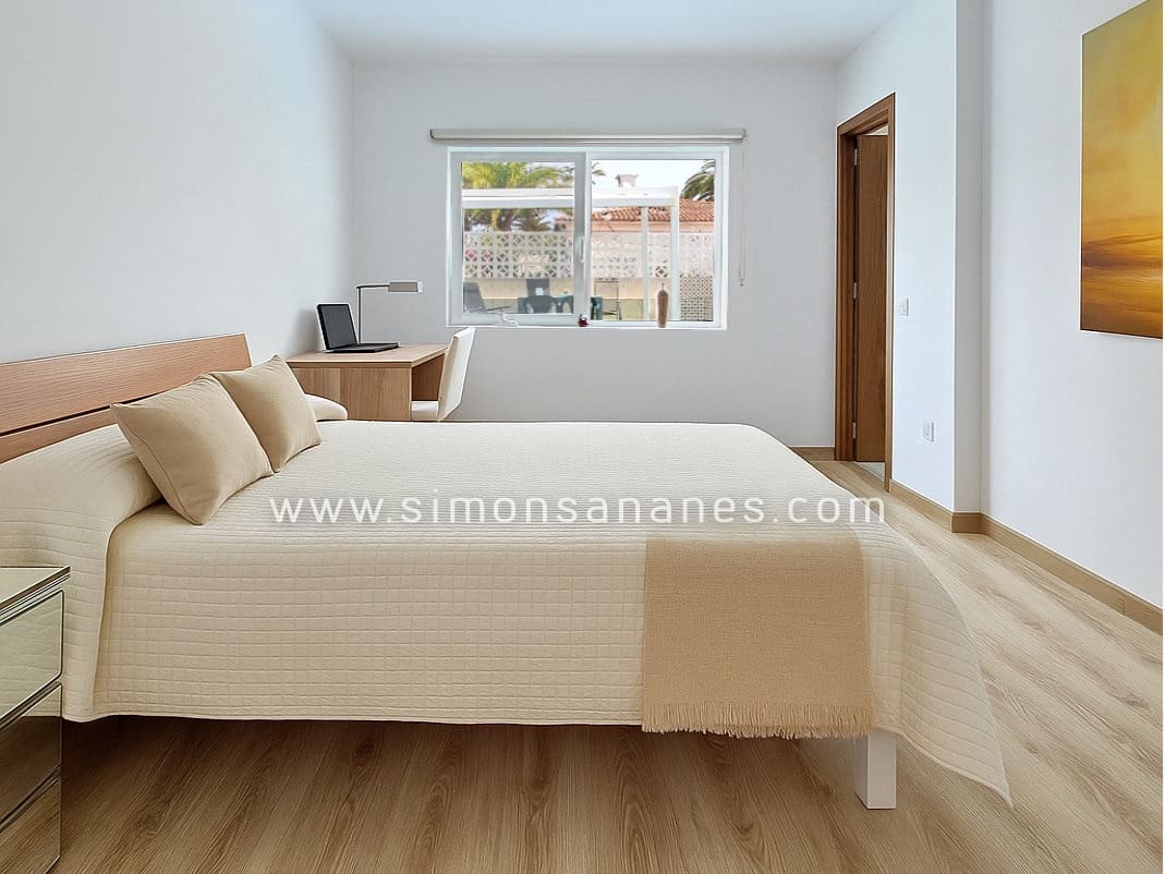 3 soveværelse Bungalow til salg i Los Realejos med swimmingpool garage - € 544.000 (Ref: 9030534)