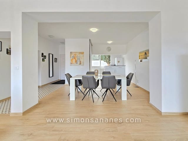 3 slaapkamer Bungalow te koop in Los Realejos met zwembad garage - € 544.000 (Ref: 9030534)