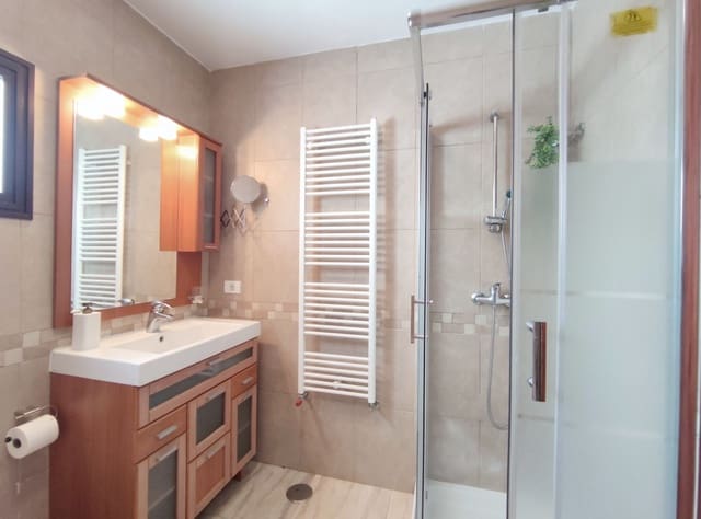 4 slaapkamer Villa te koop in El Sauzal met zwembad garage - € 749.000 (Ref: 9624029)