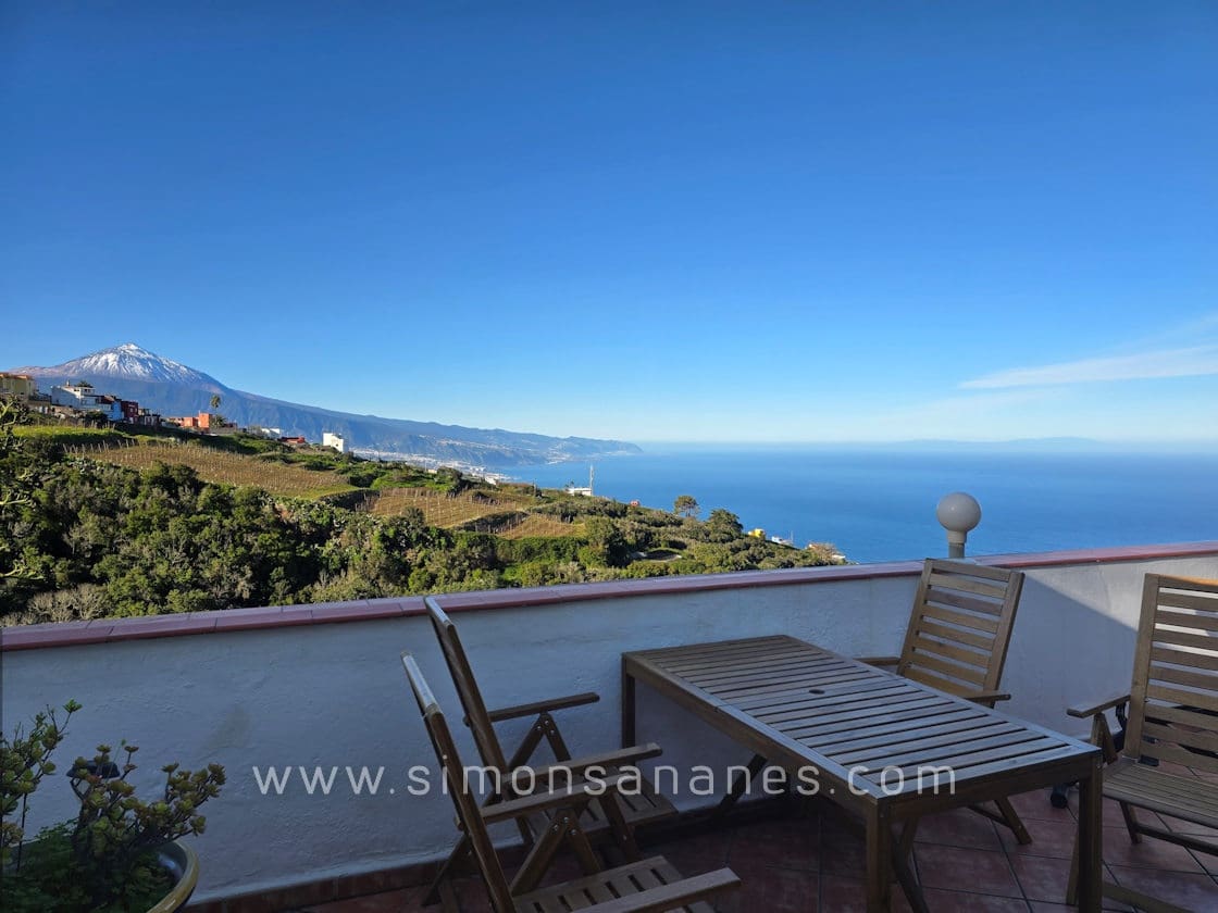 4 slaapkamer Villa te koop in El Sauzal met zwembad garage - € 749.000 (Ref: 9624029)