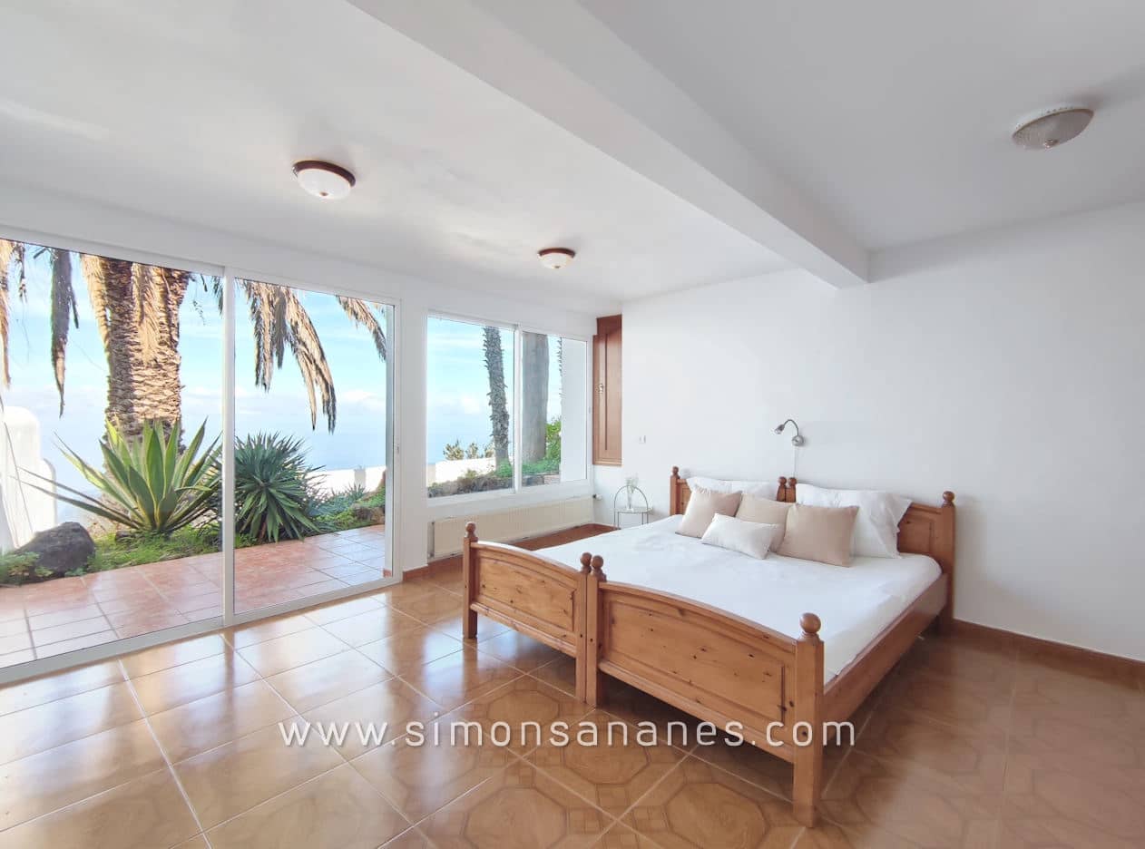 4 slaapkamer Villa te koop in El Sauzal met zwembad garage - € 749.000 (Ref: 9624029)