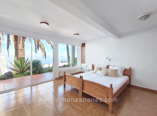 4 slaapkamer Villa te koop in El Sauzal met zwembad garage - € 749.000 (Ref: 9624029)