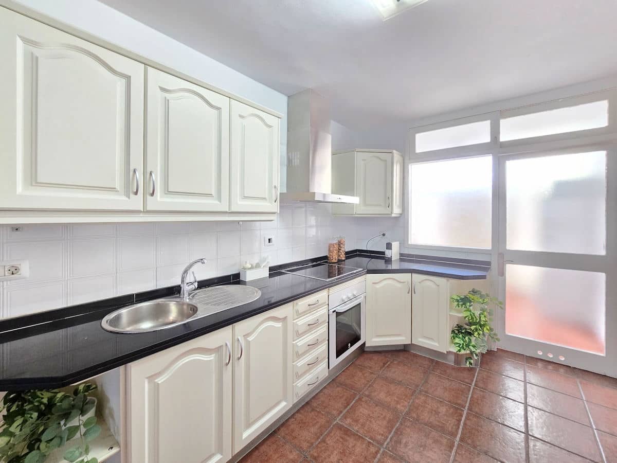 4 makuuhuone Asunto myytävänä paikassa Santa Cruz de Tenerife mukana 
autotalli - 759 000 € (Ref: 9758233)