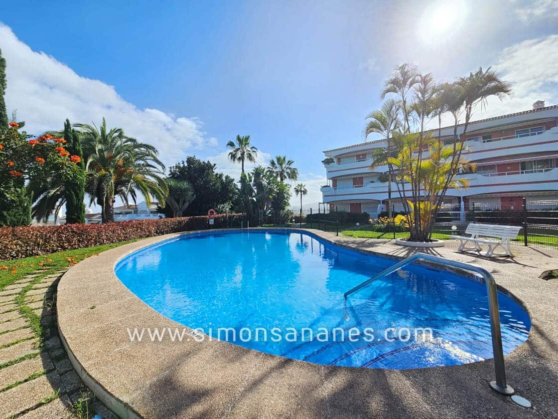 2 bedroom Apartment for sale in Puerto de la Cruz with pool garage - € 330,000 (Ref: 9818442)