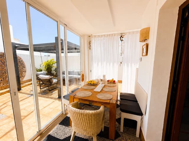 2 chambre Villa/Maison Mitoyenne à vendre à La Orotava avec garage - 398 000 € (Ref: 9935095)