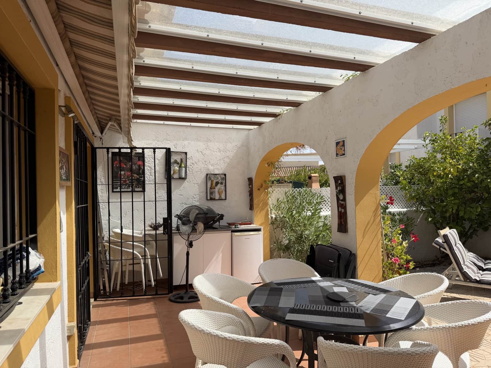 3 makuuhuone Bungalow myytävänä paikassa Calpe / Calp mukana uima-altaan - 385 000 € (Ref: 10040635)